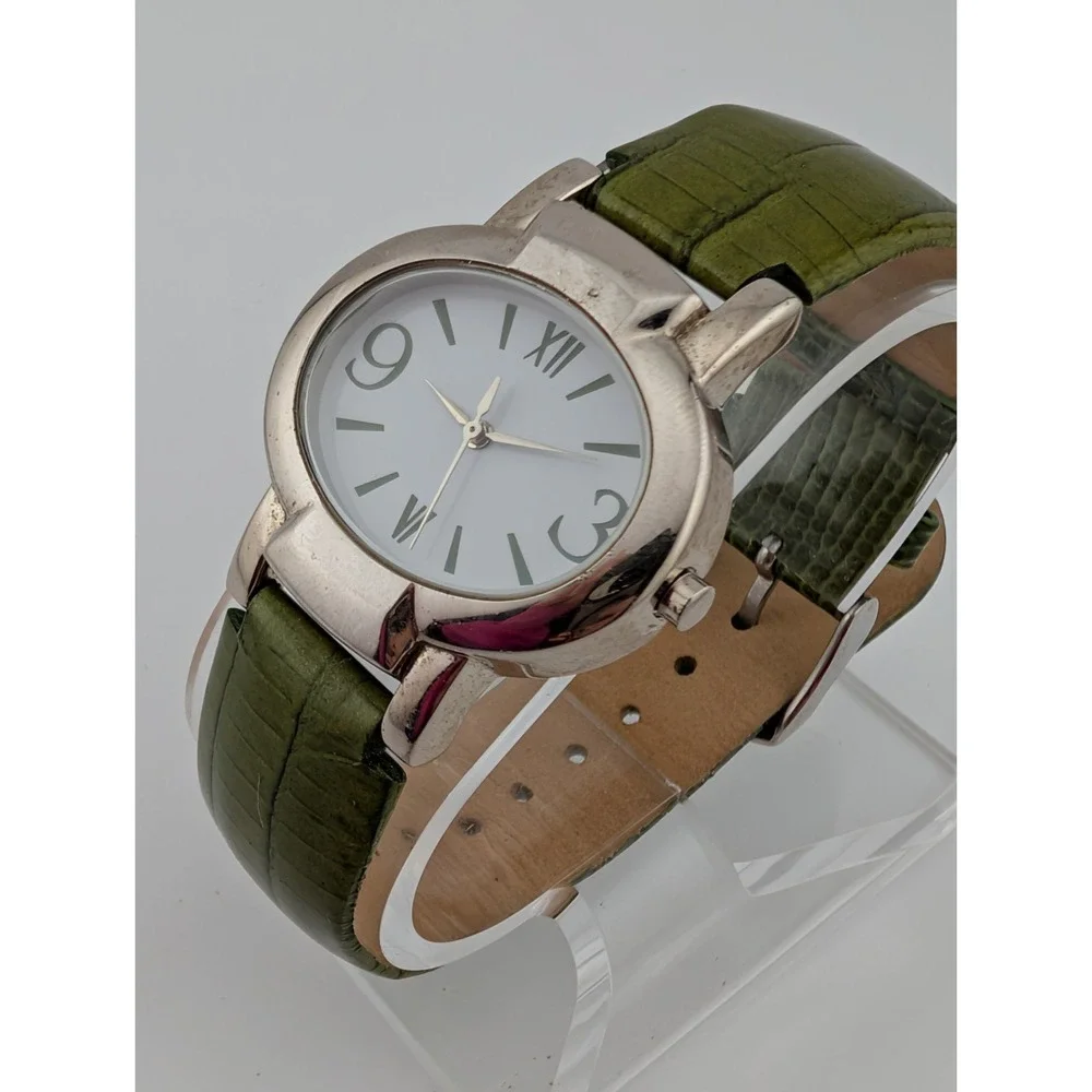 Coldwater Creek Watch Women 35mm Case Olive Green Leather Band- New Battery‎